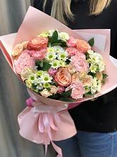 Букет нежные объятья в Фалёнки Букет цветов из: Гвоздики, Розы и Хризантемы в Фалёнки