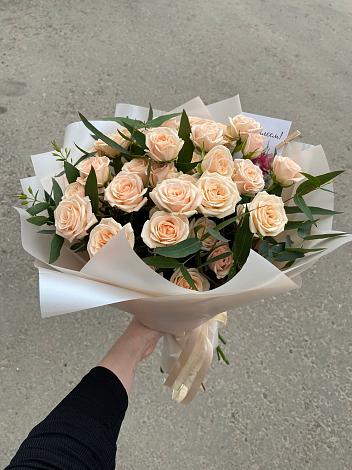 Букет Кремовые розы Латте в Фалёнки