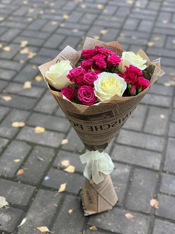 Букет цветов из: Розы в Фалёнки